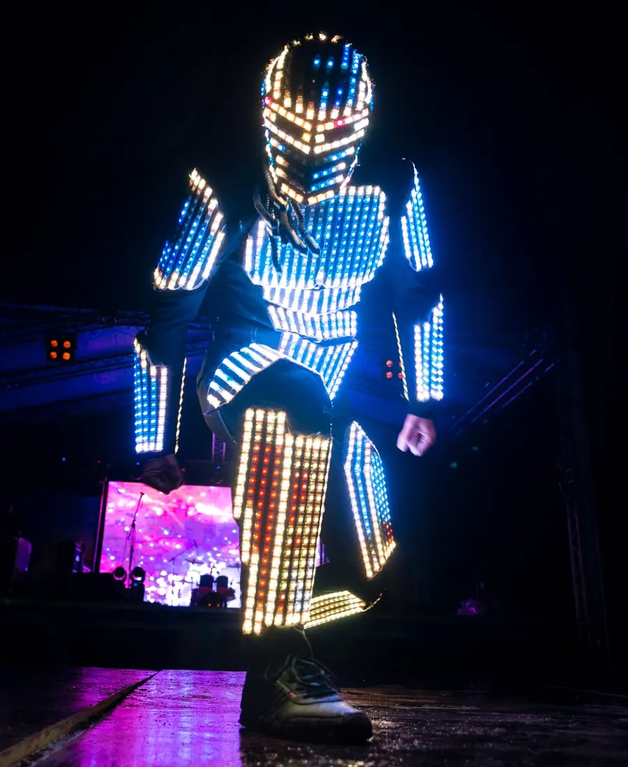 Шоу Pixelman в Алматы